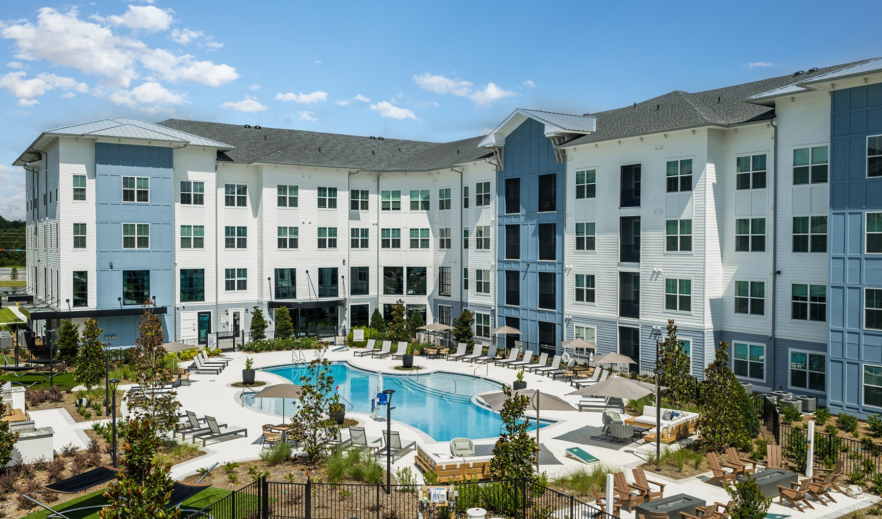Exterior pool